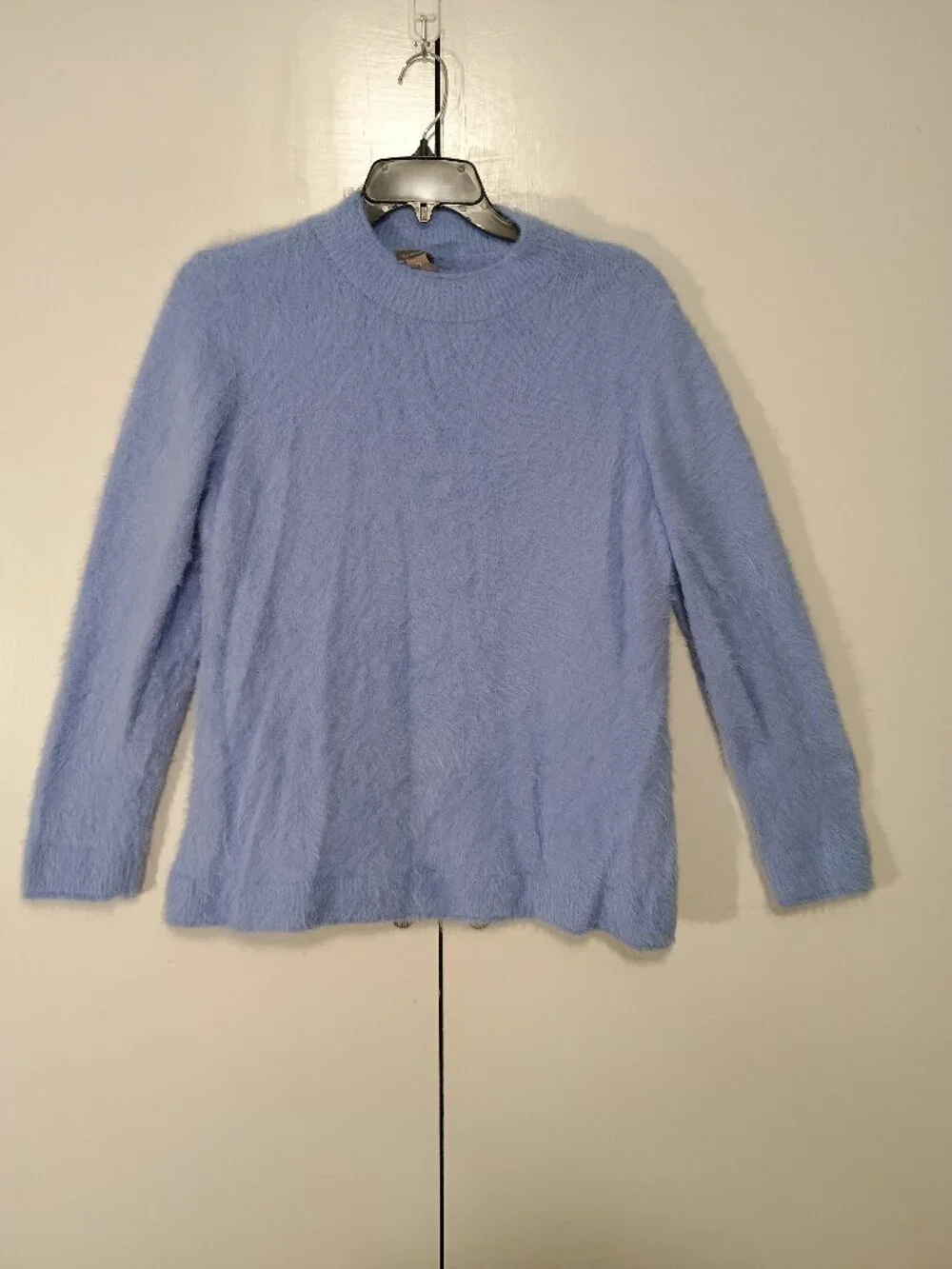 Chico’s Blue Fuzzy Eyelash Knit Sweater Size 2 / Large